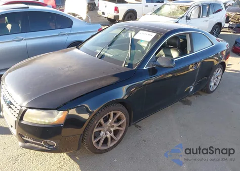 2012 Audi A5 2.0T Premium z USA, uszkodzony, nr VIN WAULFAFR2CA043970